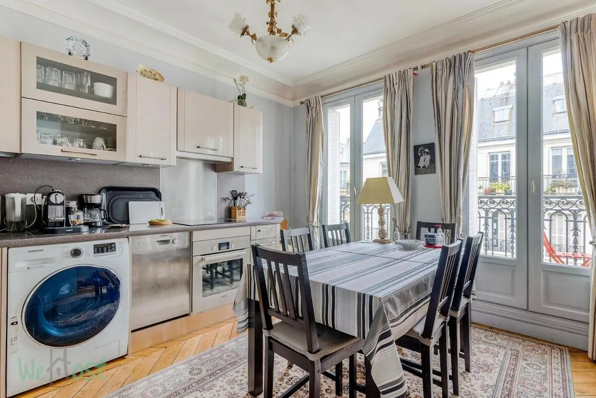 Constantinople - Ci - Nice Furnished 3 Rooms With Balcony Paris Lejlighed